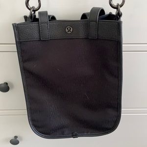 Lululemon cross body bag